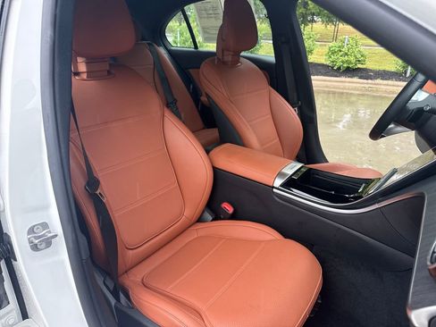 Used 2025 Mercedes-Benz C 300 Sedan image 35