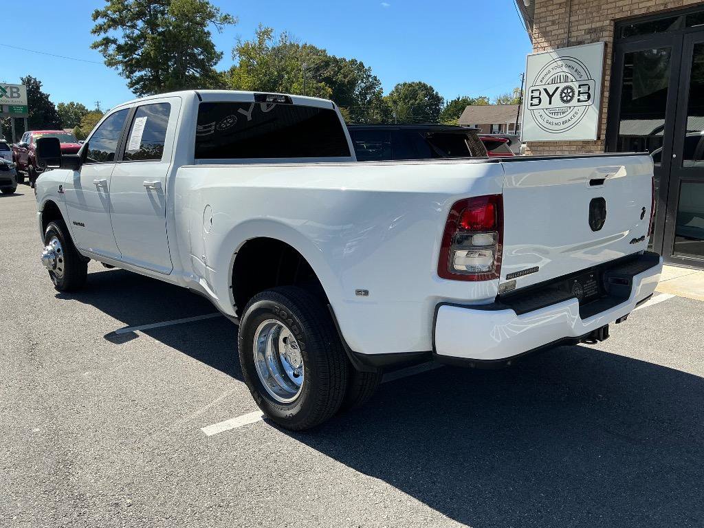 Used 2024 RAM 3500 Big Horn w/ Night Edition AWD/4WD image 3
