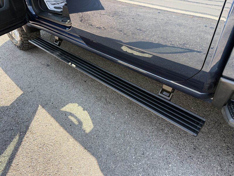 Used 2022 GMC Sierra 2500 Denali AWD/4WD image 15