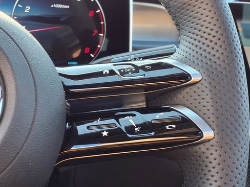 New 2026 Mercedes-Benz GLC 300 4MATIC image 19