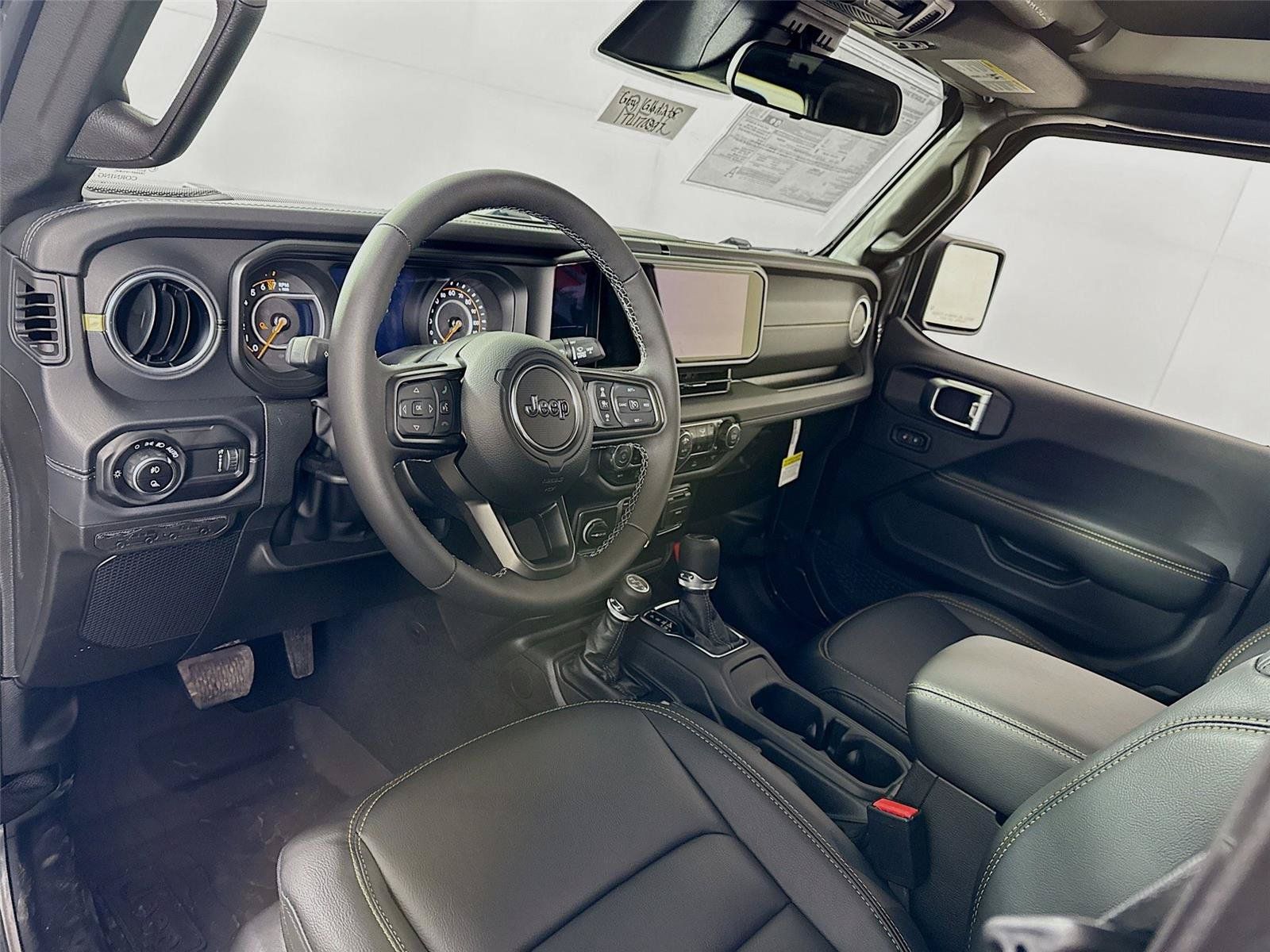 New 2026 Jeep Gladiator Sport AWD/4WD image 3