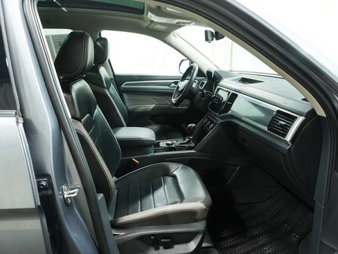Used 2023 Volkswagen Atlas SEL Premium AWD/4WD image 13