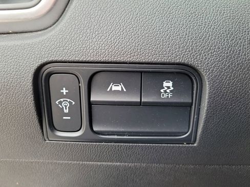 Used 2021 Kia Sorento LX image 21