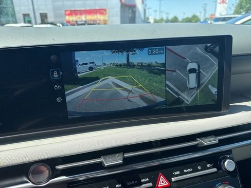 Certified 2025 Hyundai Tucson Limited image 65