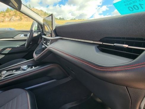 Used 2025 Ford Explorer ST-Line image 48