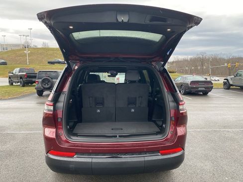 New 2025 Jeep Grand Cherokee L Limited w/ Black Appearance Package image 17