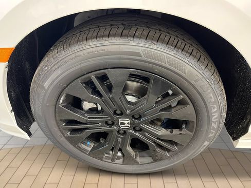 New 2026 Honda Odyssey Sport-L image 11
