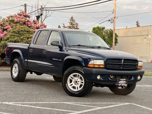 Used 2002 Dodge Dakota Sport AWD/4WD image 2