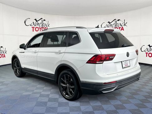 Used 2022 Volkswagen Tiguan SE FWD image 6
