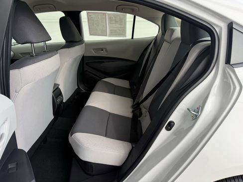 Certified 2026 Toyota Corolla LE image 29