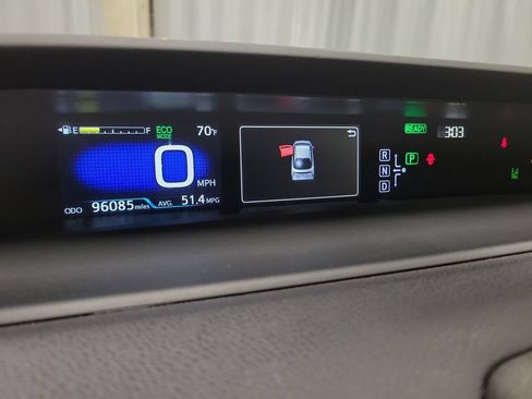 Used 2017 Toyota Prius Two FWD image 21