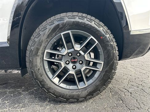 New 2026 GMC Terrain AT4 w/ Convenience Package III image 20
