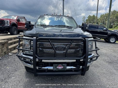 Used 2018 Ford F350 Lariat w/ Lariat Value Package AWD/4WD image 5