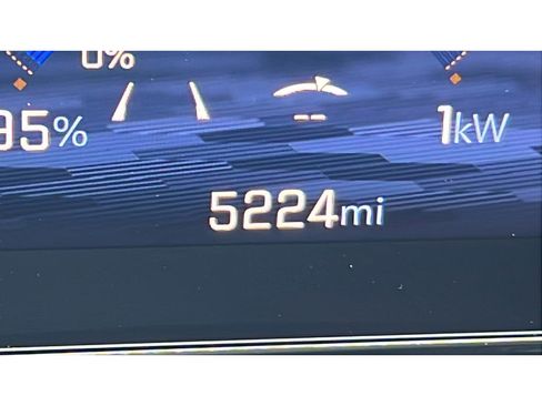 Certified 2025 Chevrolet Equinox EV LT w/ Convenience Package AWD/4WD image 16
