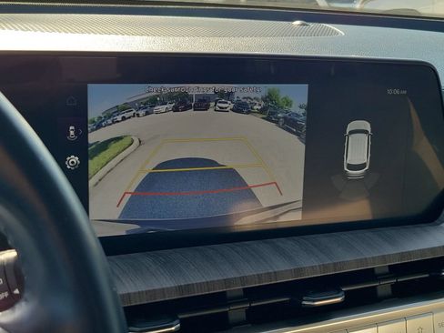 Used 2024 Kia Telluride EX w/ EX Captain's Chair Package FWD image 32