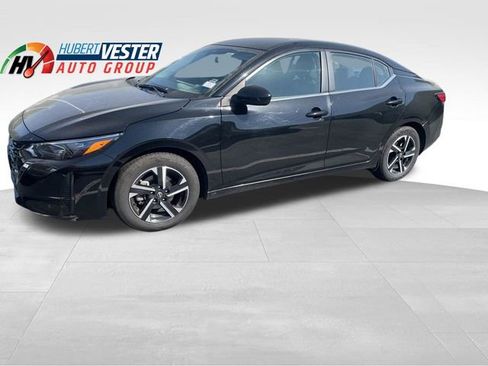 Used 2024 Nissan Sentra SV FWD image 1