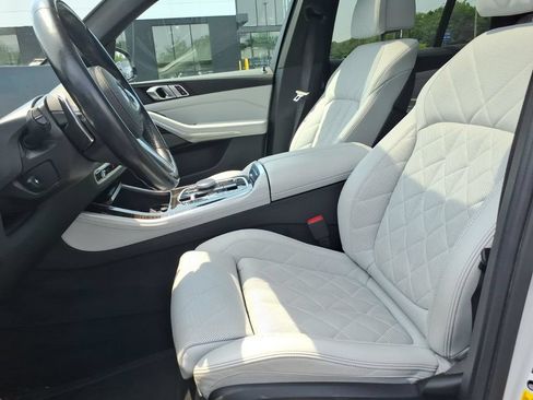 Used 2024 BMW X5 xDrive50e w/ M Sport Package AWD/4WD image 13