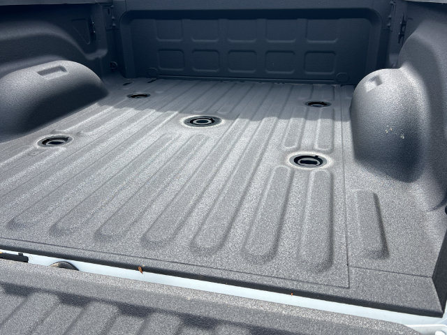 Used 2026 RAM 2500 Laramie AWD/4WD image 10