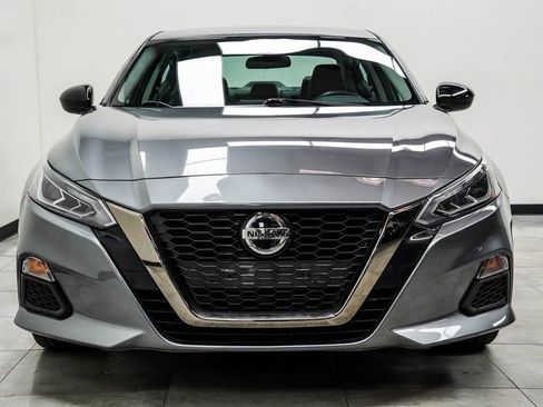 Used 2022 Nissan Altima 2.5 SR FWD image 7