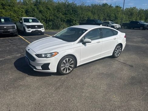 Used 2020 Ford Fusion SE AWD/4WD image 1