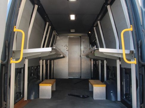 Used 2019 Mercedes-Benz Sprinter 170 image 11
