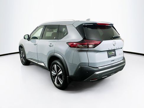 Used 2023 Nissan Rogue SL AWD/4WD image 5