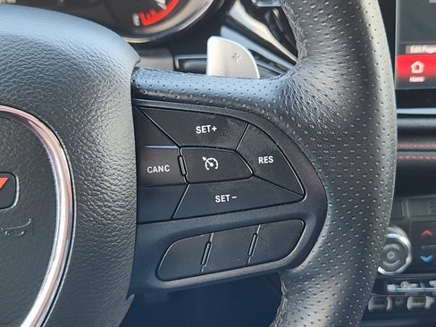 Used 2025 Dodge Durango GT AWD/4WD image 13