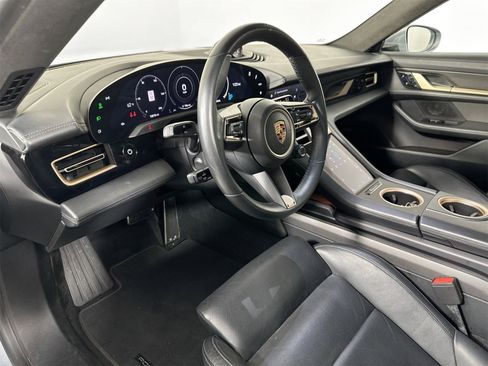 Certified 2020 Porsche Taycan Turbo S image 4
