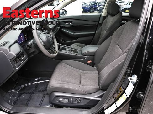 Used 2025 Honda Accord SE image 14