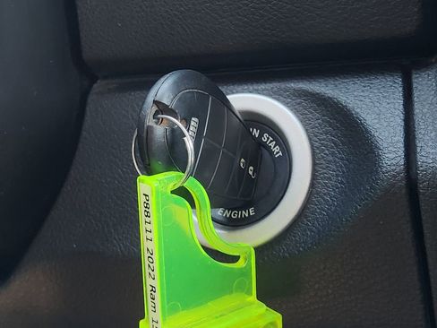 Used 2022 RAM 1500 Classic SLT image 21