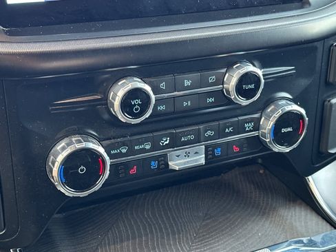 Certified 2023 Ford F150 Platinum w/ Equipment Group 701A High image 20