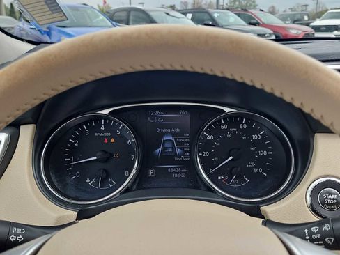 Used 2015 Nissan Rogue SL w/ SL Premium Package image 36