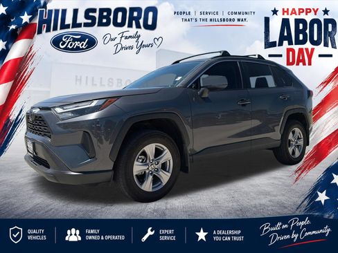 Used 2025 Toyota RAV4 XLE AWD/4WD image 1