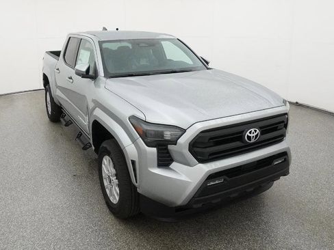New 2026 Toyota Tacoma SR5 AWD/4WD image 17