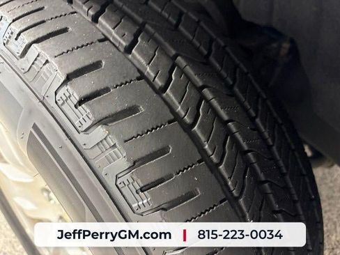 Used 2018 Chevrolet Silverado 1500 LT w/ Trailering Package AWD/4WD image 33