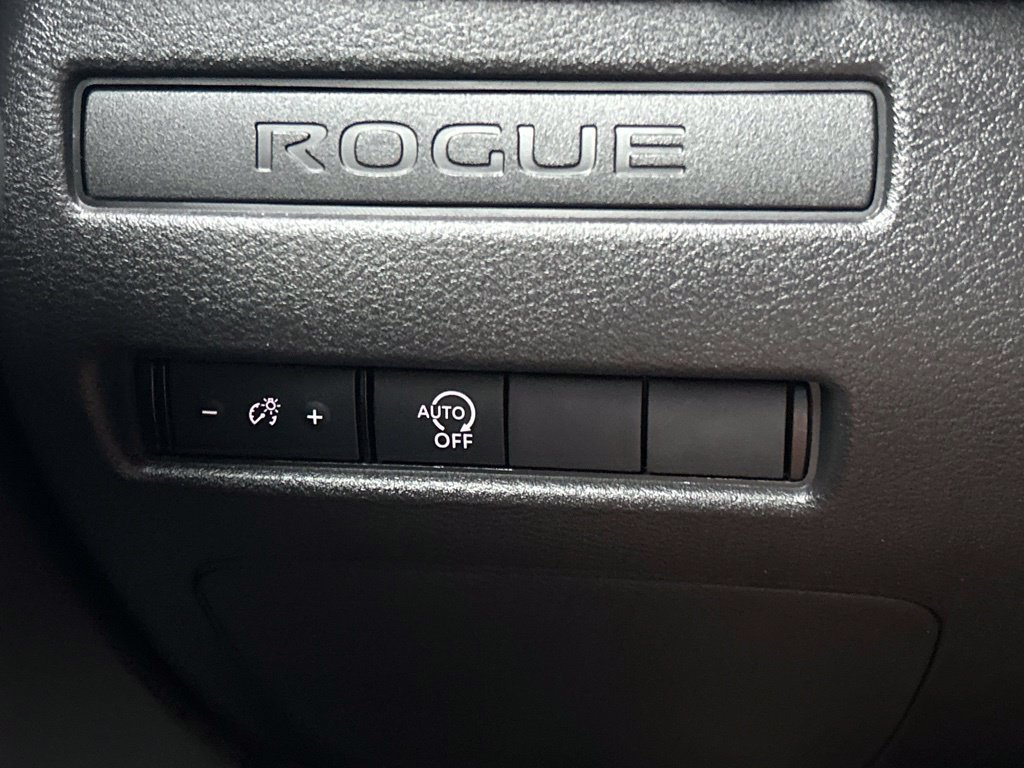Certified 2025 Nissan Rogue S FWD image 30
