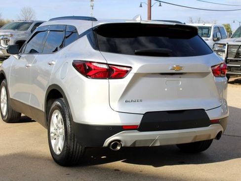 Used 2021 Chevrolet Blazer LT FWD image 5