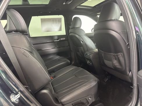 Used 2025 Hyundai Palisade Calligraphy image 5