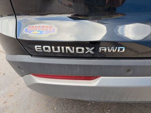 Used 2025 Chevrolet Equinox LT w/ Convenience Package II image 12