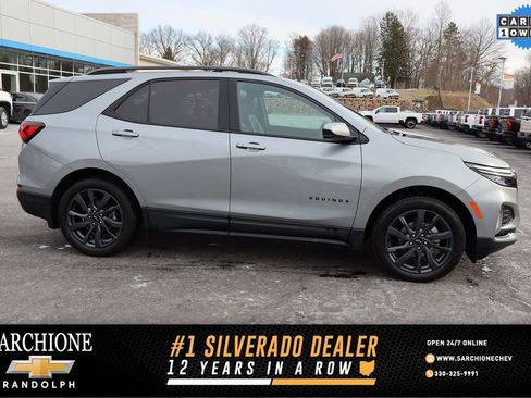 Used 2023 Chevrolet Equinox RS image 1