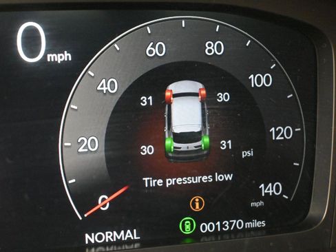 New 2025 Acura ADX A-Spec image 3