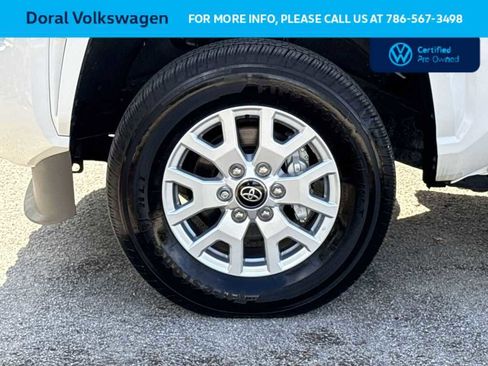 Used 2024 Toyota Tacoma SR5 AWD/4WD image 11
