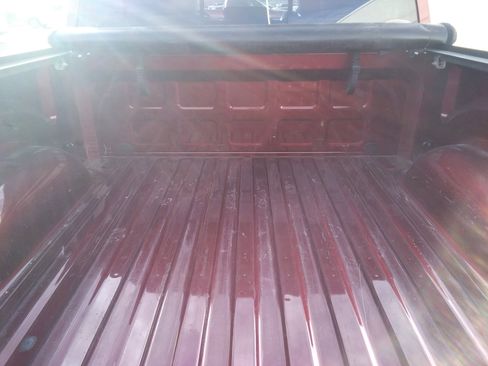 Used 2016 RAM 1500 Laramie w/ Convenience Group image 8