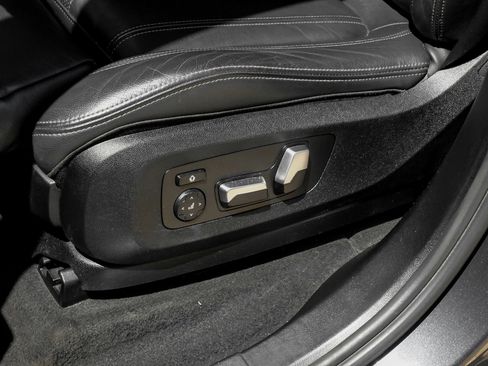 Used 2020 BMW X5 xDrive40i w/ M Sport Package AWD/4WD image 41