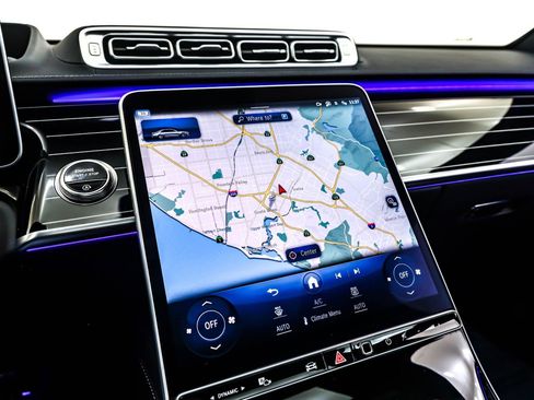 Certified 2025 Mercedes-Benz S 580 4MATIC Sedan image 22