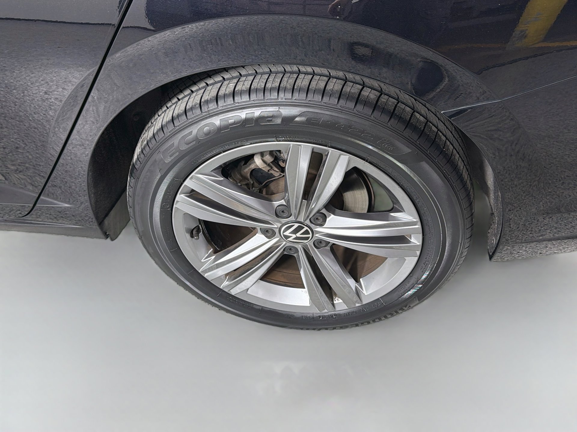 Used 2022 Volkswagen Jetta SE FWD image 29