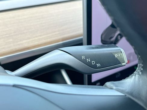 Used 2018 Tesla Model 3 Long Range RWD image 19