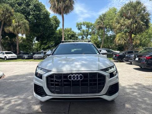 Used 2023 Audi Q8 Premium w/ Convenience Package AWD/4WD image 3