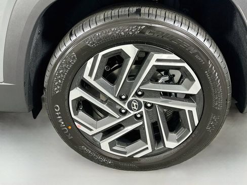 New 2026 Hyundai Tucson Limited FWD image 23