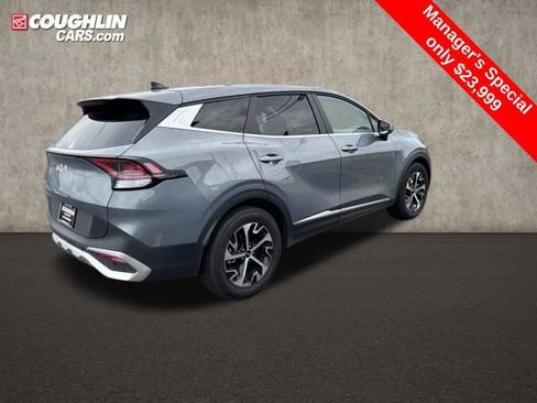 Used 2025 Kia Sportage EX FWD image 10